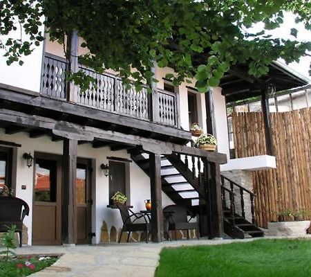 Guest Rooms Bela Neda Veliko Tŭrnovo Exterior photo