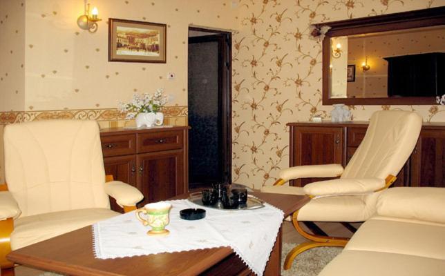 Guest Rooms Bela Neda Veliko Tŭrnovo Exterior photo